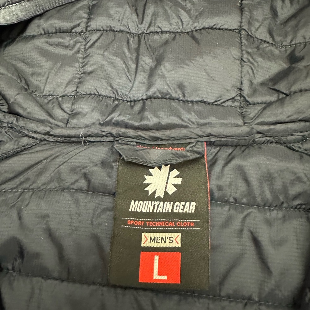 Mountain Gear Puffy Jacket - Picture 4 of 6
